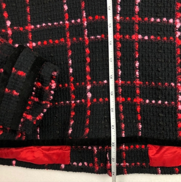 Red & Black Tweed Fitted Blazer ❤️🖤 - Picture 4 of 11